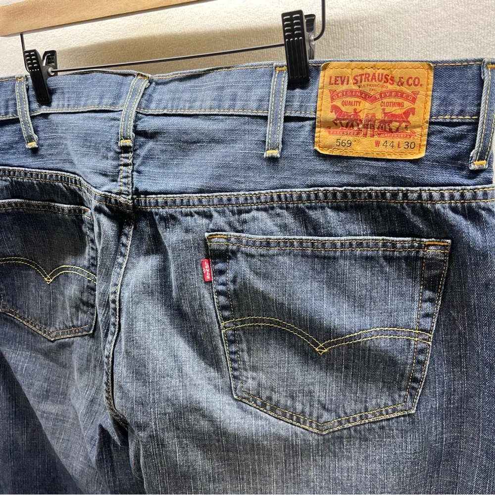 Levis pre owned